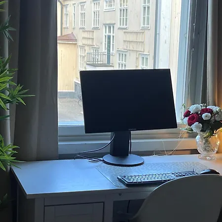 アパート Work&stay In Wi-fi,free Parking, Self Check-in ヴァーサ