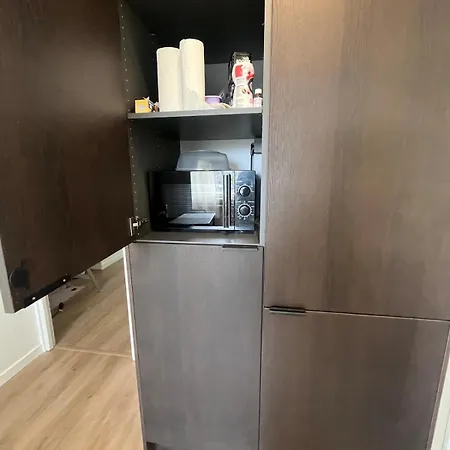 Work&stay In Wi-fi,free Parking, Self Check-in